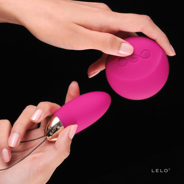 LELO - LYLA 2 INSIGNIA DESIGN EDITION UOVO MASSAGGIATORE CERISE - immagine 10